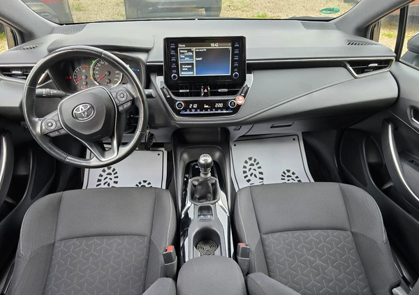 Toyota Corolla cena 65999 przebieg: 77456, rok produkcji 2019 z Brzeg małe 562